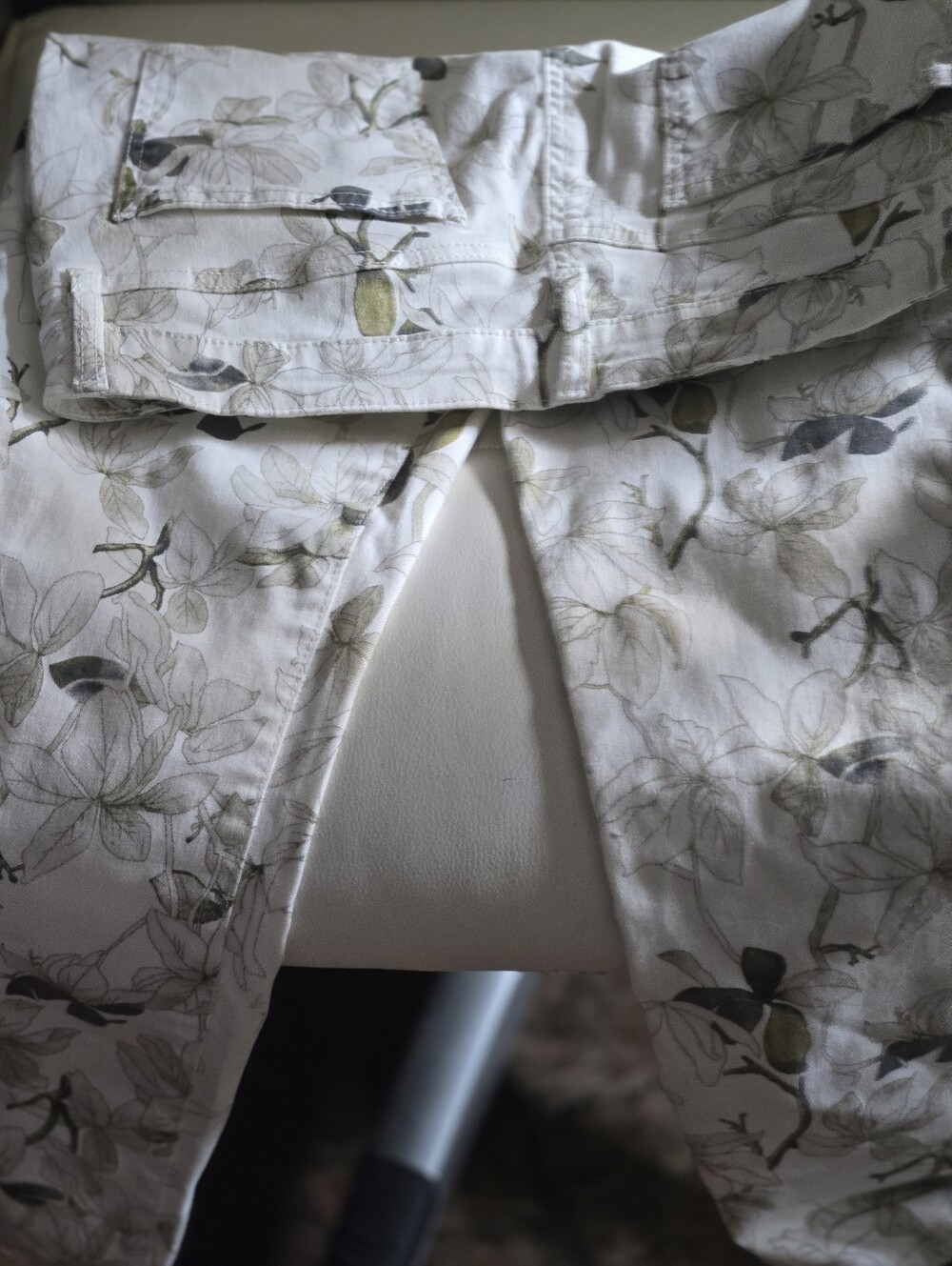 Buffalo David Bitton White Floral Print Chinos with Olive Accents